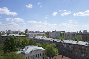 LUXKV Apartment on Nikoloyamskiy