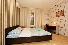 LUXKV Apartment on Nikoloyamskiy