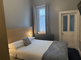 Diamonds Inn Ltd
