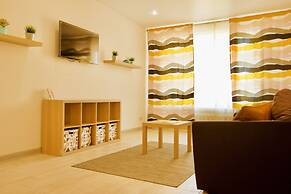 LUXKV Apartment on Nikoloyamskiy 3A