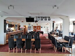The Cliff Top Inn Hotel