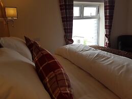 The Cliff Top Inn Hotel