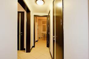 LUXKV Apartment on Zemlyanoy Val 52
