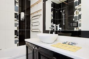 LUXKV Apartment on Zemlyanoy Val 52