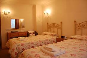 La Michele Hotel