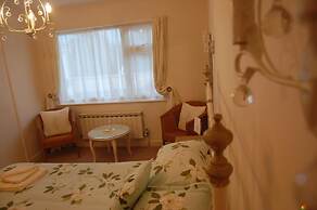La Michele Hotel