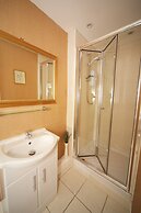 Thistle House Guest House