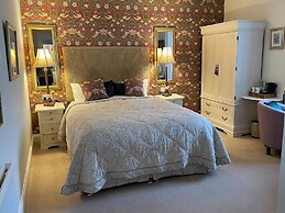 Thistle House Guest House