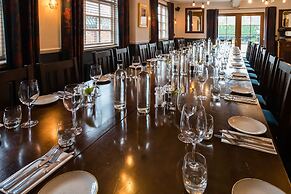 The Old Fourpenny Shop Hotel