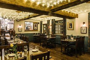 The Old Fourpenny Shop Hotel