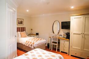 The Old Fourpenny Shop Hotel