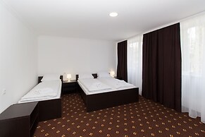Atriya Hotel