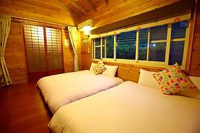 Sitou Flora's House B&B