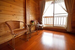 Sitou Flora's House B&B