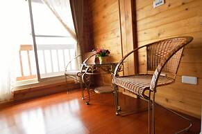 Sitou Flora's House B&B