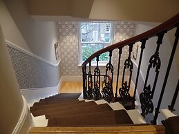 Clarincarde Gardens Apartment