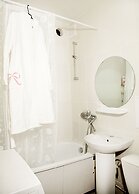 Funny Dolphins Apartments Rusakovskaya