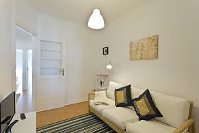 Covelo Park Apartment