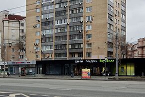 LUXKV Apartment on Yakimanka