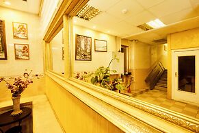 LUXKV Apartment on Yakimanka