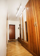 Funny Dolphins Apartments Spasskaya