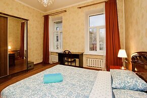 LUXKV Apartment on Old Arbat