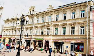 LUXKV Apartment on Old Arbat
