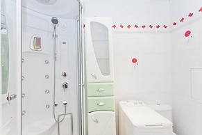 LUXKV Apartment on Kutuzovsky Prospekt