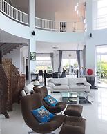 Crystal Cameron Highlands