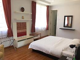 Crystal Cameron Highlands