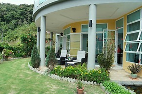 Crystal Cameron Highlands