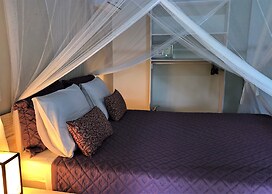 Ouro Sobre Azul Apart Hotel