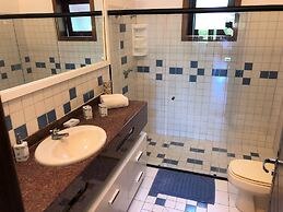 Ouro Sobre Azul Apart Hotel