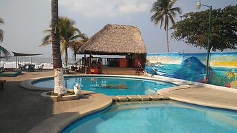Punta Roca Surf Resort