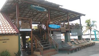 Punta Roca Surf Resort