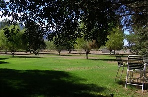Tavares Inn