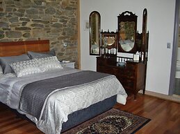 1860 Wine Country Cottages