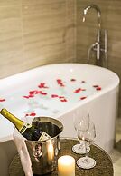 Relaxed Season Hotel Longcheng Branch