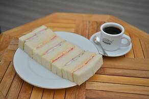 Chillulu Coffee & Hostel
