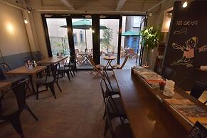 Chillulu Coffee & Hostel