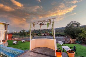 Treebo Winter Town Venna Lake