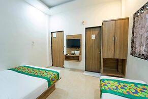 Treebo Winter Town Venna Lake