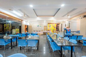 Treebo Winter Town Venna Lake