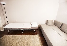 Funny Dolphins Apartments Lev Tolstoy