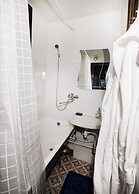 Funny Dolphins Apartments Lev Tolstoy