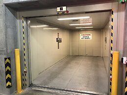 Flinders Luxury Penthouse