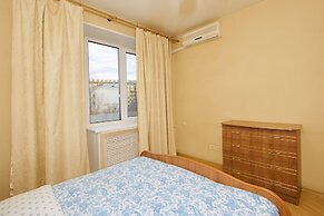 LUXKV Apartment on Smolenskaya