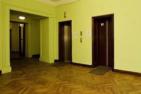 LUXKV Apartment on Kudrinskaya Ploschad