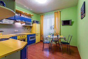 Hello Apartment on Kolomyazhskiy 26
