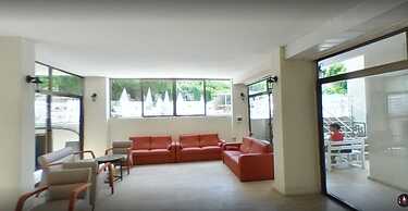 Kaftans Hotel by RRH&R